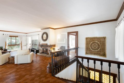 Villa de 7 dormitorios en venta en Arenys de Mar, Barcelona, Cataluña, Spain № 6419 - foto 8