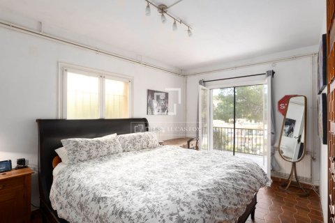 Villa de 7 dormitorios en venta en Arenys de Mar, Barcelona, Cataluña, Spain № 6419 - foto 15
