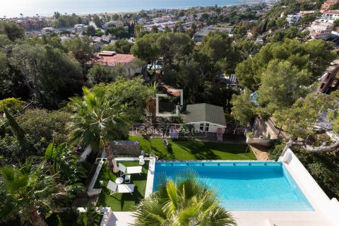 Villa de 6 dormitorios en venta en Castelldefels, Barcelona, Cataluña, Spain № 6420 - foto 13