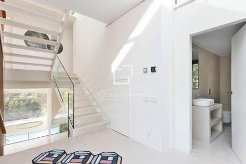 Villa de 6 dormitorios en venta en Castelldefels, Barcelona, Cataluña, Spain № 6420 - foto 10