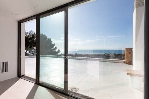 Villa de 6 dormitorios en venta en Castelldefels, Barcelona, Cataluña, Spain № 6420 - foto 11