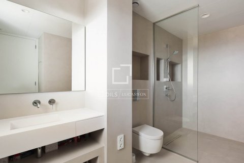 Villa de 6 dormitorios en venta en Castelldefels, Barcelona, Cataluña, Spain № 6420 - foto 15