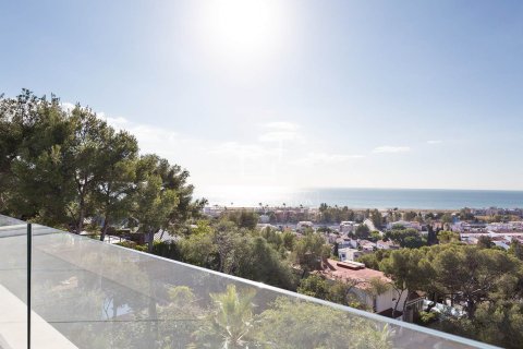 Villa de 6 dormitorios en venta en Castelldefels, Barcelona, Cataluña, Spain № 6420 - foto 7