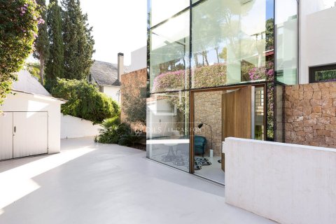 Villa de 6 dormitorios en venta en Castelldefels, Barcelona, Cataluña, Spain № 6420 - foto 8