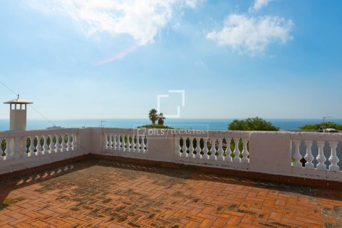 Villa de 6 dormitorios en venta en El Masnou, Barcelona, Cataluña, Spain № 6422 - foto 5