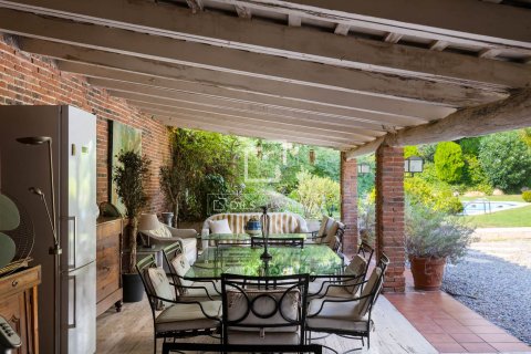 Villa de 6 dormitorios en venta en El Masnou, Barcelona, Cataluña, Spain № 6422 - foto 18