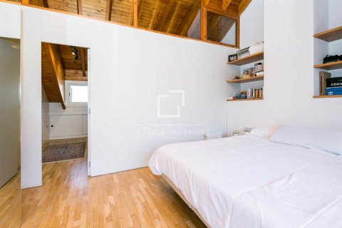 Villa de 4 dormitorios en venta en Sant Cugat del Vallès, Barcelona, Cataluña, Spain № 6418 - foto 25
