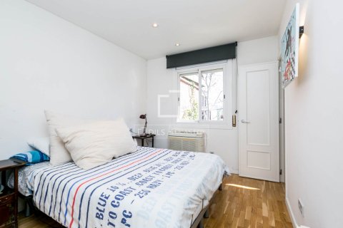 Villa de 4 dormitorios en venta en Sant Cugat del Vallès, Barcelona, Cataluña, Spain № 6418 - foto 19