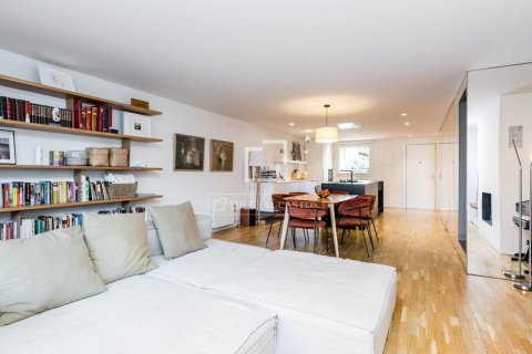 Villa de 4 dormitorios en venta en Sant Cugat del Vallès, Barcelona, Cataluña, Spain № 6418 - foto 9