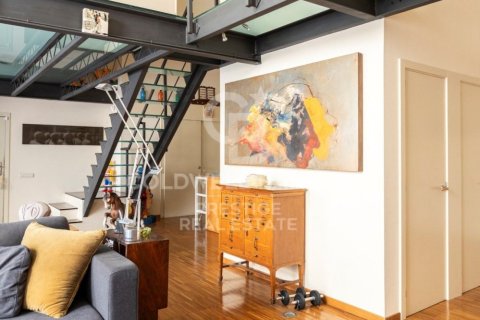 Dúplex de 2 dormitorios en venta en Barcelona, Cataluña, Spain № 5440 - foto 28
