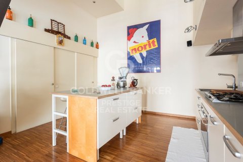 Dúplex de 2 dormitorios en venta en Barcelona, Cataluña, Spain № 5440 - foto 9