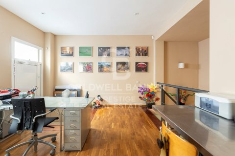 Dúplex de 2 dormitorios en venta en Barcelona, Cataluña, Spain № 5440 - foto 18
