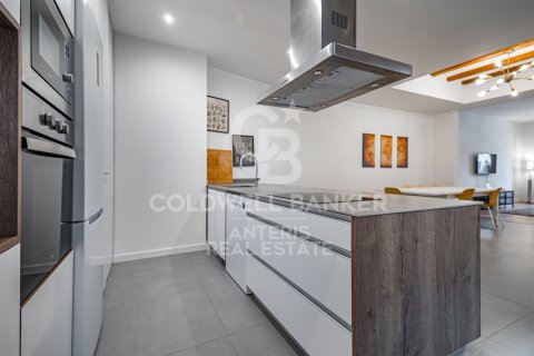 Купить квартиру в Барселона, Испания с 3 спальни, 141м², № 5434 - фото 13