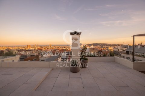 Ático de 4 dormitorios en venta en Barcelona, Cataluña, Spain № 5439 - foto 14