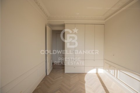 Ático de 4 dormitorios en venta en Barcelona, Cataluña, Spain № 5439 - foto 7