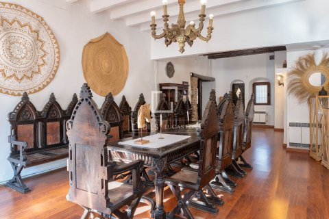 Finca de 13 dormitorios en venta en Mataró, Barcelona, Cataluña, Spain № 8518 - foto 7
