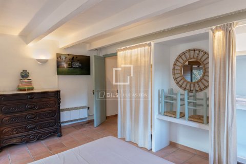 Finca de 13 dormitorios en venta en Mataró, Barcelona, Cataluña, Spain № 8518 - foto 21