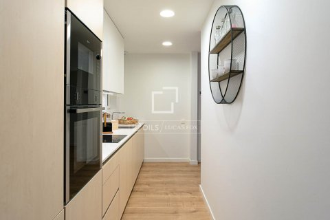 Ático de 2 dormitorios en venta en Barcelona, Cataluña, Spain № 8517 - foto 13