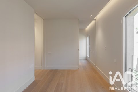 3 bedrooms apartment for sale in Barcelona, Catalonia, Spain № 8370 - photo 20