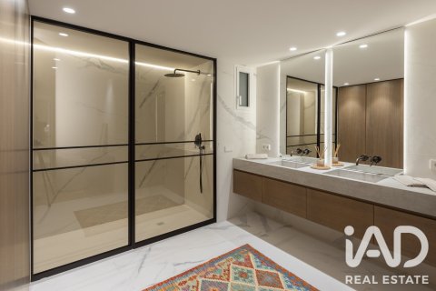 3 bedrooms apartment for sale in Barcelona, Catalonia, Spain № 8370 - photo 3