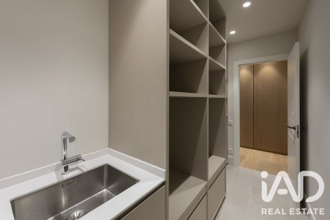 3 bedrooms apartment for sale in Barcelona, Catalonia, Spain № 8370 - photo 6
