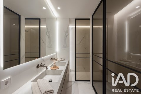 3 bedrooms apartment for sale in Barcelona, Catalonia, Spain № 8370 - photo 17