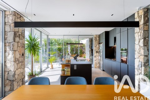 Сasa de 4 dormitorios en venta en Teia, Barcelona, Cataluña, Spain № 8368 - foto 12