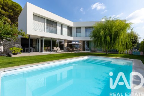 Сasa de 4 dormitorios en venta en Teia, Barcelona, Cataluña, Spain № 8368