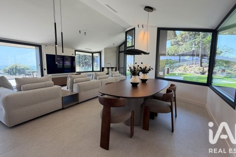 Сasa de 453 m² en venta en Premia De Dalt, Barcelona, Cataluña, Spain № 8364 - foto 7