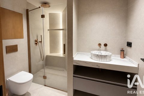 Сasa de 453 m² en venta en Premia De Dalt, Barcelona, Cataluña, Spain № 8364 - foto 19