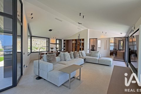 Сasa de 453 m² en venta en Premia De Dalt, Barcelona, Cataluña, Spain № 8364 - foto 9