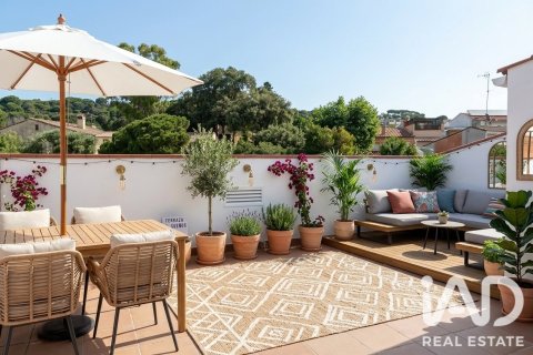 Dúplex de 4 dormitorios en venta en Arenys de Munt, Barcelona, Cataluña, Spain № 8367