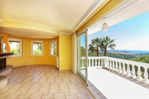 Сasa de 3 dormitorios en venta en Sant Feliu de Guíxols, Gerona, Cataluña, Spain № 1681 - foto 4