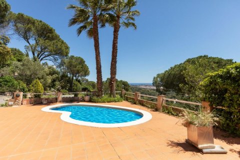 Сasa de 3 dormitorios en venta en Sant Feliu de Guíxols, Gerona, Cataluña, Spain № 1681 - foto 5