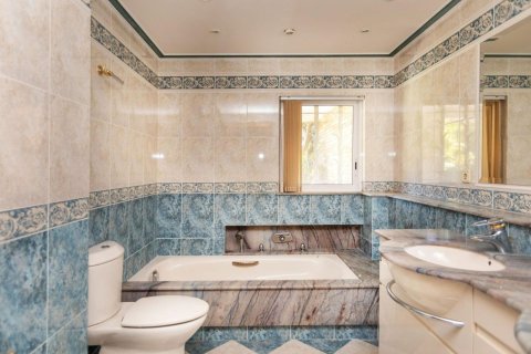Сasa de 3 dormitorios en venta en Sant Feliu de Guíxols, Gerona, Cataluña, Spain № 1681 - foto 13