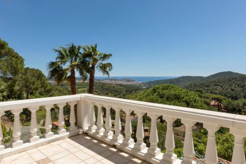 Сasa de 3 dormitorios en venta en Sant Feliu de Guíxols, Gerona, Cataluña, Spain № 1681 - foto 29