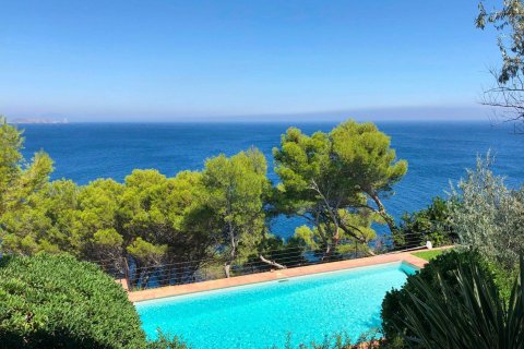 Сasa de 4 dormitorios en venta en Begur, Gerona, Cataluña, Spain № 1677 - foto 7