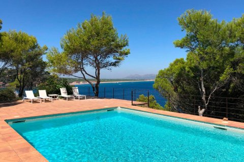Сasa de 4 dormitorios en venta en Begur, Gerona, Cataluña, Spain № 1677 - foto 4