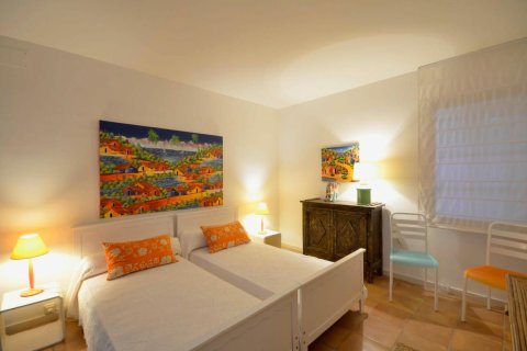 Сasa de 4 dormitorios en venta en Begur, Gerona, Cataluña, Spain № 1677 - foto 29
