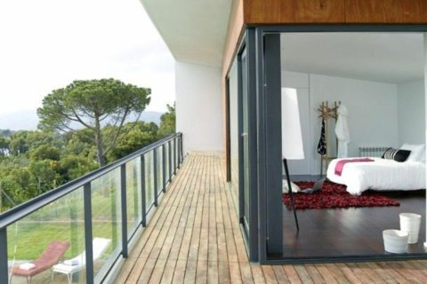 Сasa de 4 dormitorios en venta en Platja D'aro, Gerona, Cataluña, Spain № 1678 - foto 13