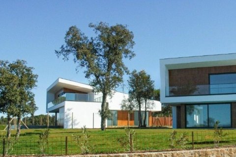 Сasa de 4 dormitorios en venta en Platja D'aro, Gerona, Cataluña, Spain № 1678 - foto 2