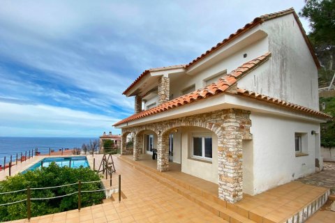 Сasa de 4 dormitorios en venta en Begur, Gerona, Cataluña, Spain № 1682 - foto 4