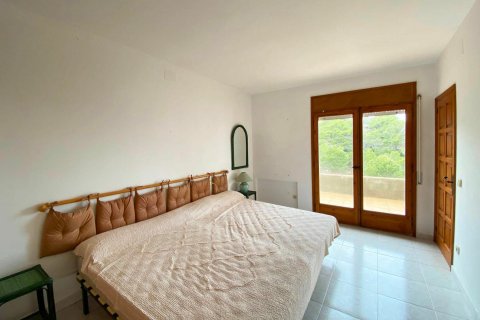 Сasa de 4 dormitorios en venta en Begur, Gerona, Cataluña, Spain № 1682 - foto 14