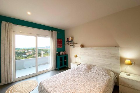 Сasa de 5 dormitorios en venta en Begur, Gerona, Cataluña, Spain № 1679 - foto 13