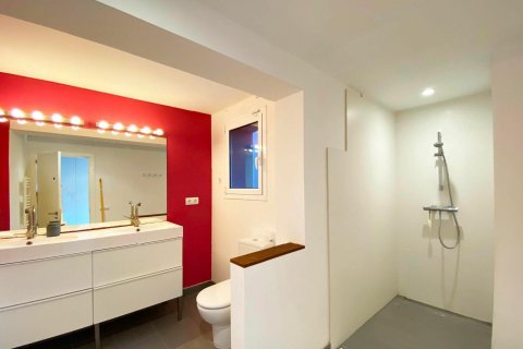 Сasa de 5 dormitorios en venta en Begur, Gerona, Cataluña, Spain № 1679 - foto 12