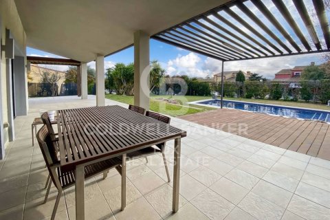 Сasa de 4 dormitorios en venta en Peralada, Gerona, Cataluña, Spain № 5745 - foto 22