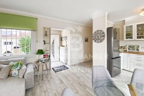 Сasa de 3 dormitorios en venta en Palau-saverdera, Gerona, Cataluña, Spain № 5746 - foto 5