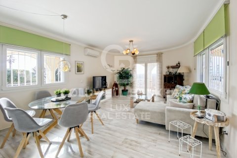 Сasa de 3 dormitorios en venta en Palau-saverdera, Gerona, Cataluña, Spain № 5746 - foto 4