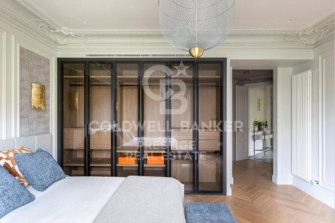 Купить квартиру в Барселона, Испания с 4 спальни, 201м², № 5744 - фото 8