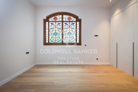 Apartamento de 3 dormitorios en venta en Barcelona, Cataluña, Spain № 5748 - foto 22